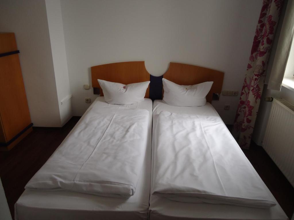 Garni Hotel Kaiserdom Bamberg Habitación foto